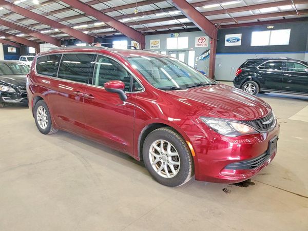 2020 CHRYSLER VOYAGER LXI