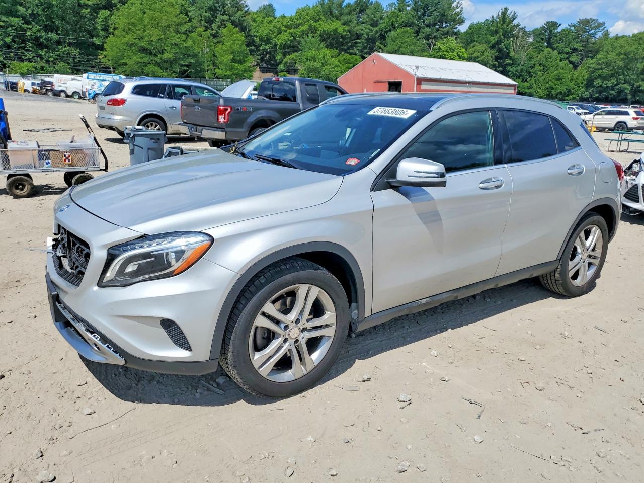 2015 MERCEDES-BENZ GLA