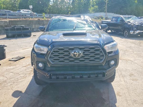 2020 TOYOTA TACOMA SR5