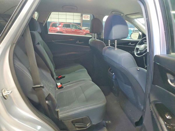 2019 KIA SORENTO L, LX, S
