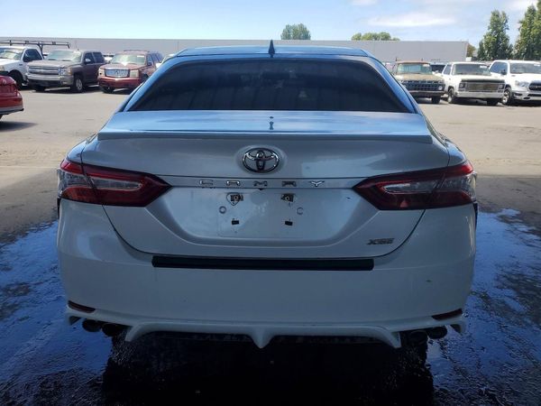 2020 TOYOTA CAMRY XSE