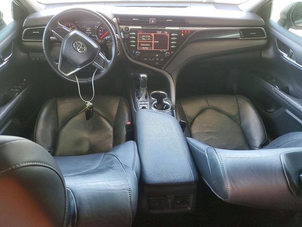 2020 TOYOTA CAMRY XSE