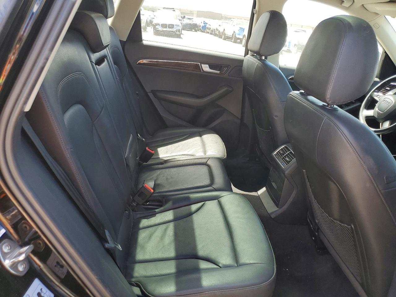 2012 AUDI Q5 Premium Plus