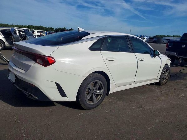 2022 KIA K5 LXS