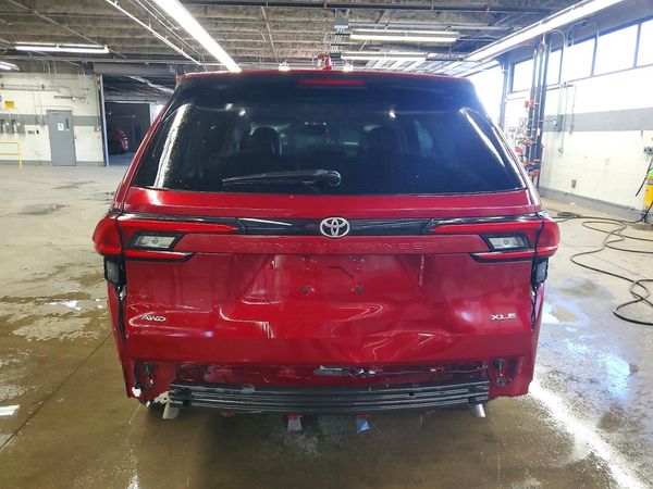 2024 TOYOTA GRAND HIGHLANDER