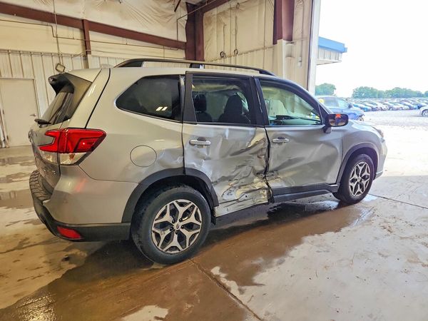 2019 SUBARU FORESTER