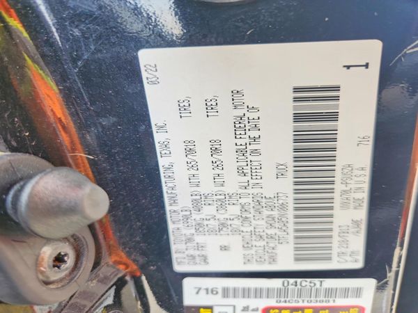 2022 TOYOTA TUNDRA SR5