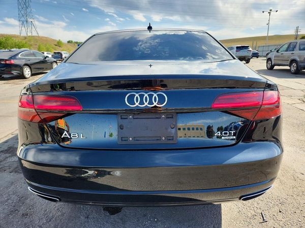 2017 AUDI A8 quattro Sport L