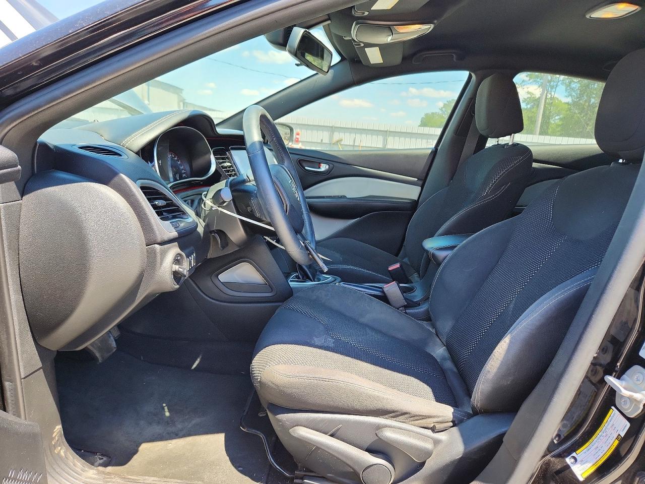 2015 DODGE DART SXT
