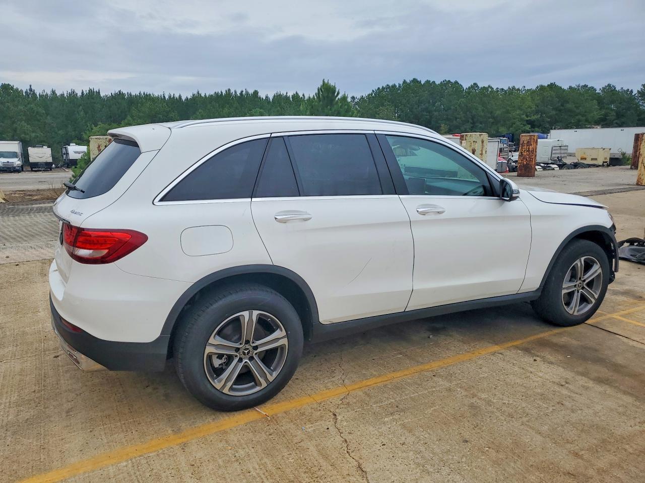 2019 MERCEDES-BENZ GLC GLC 300-4M