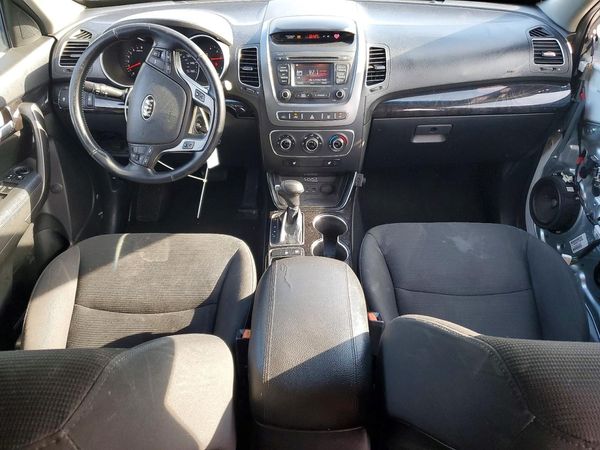 2015 KIA SORENTO GL