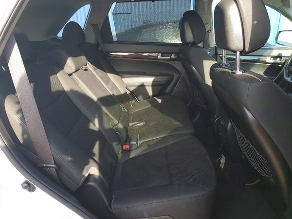 2015 KIA SORENTO GL
