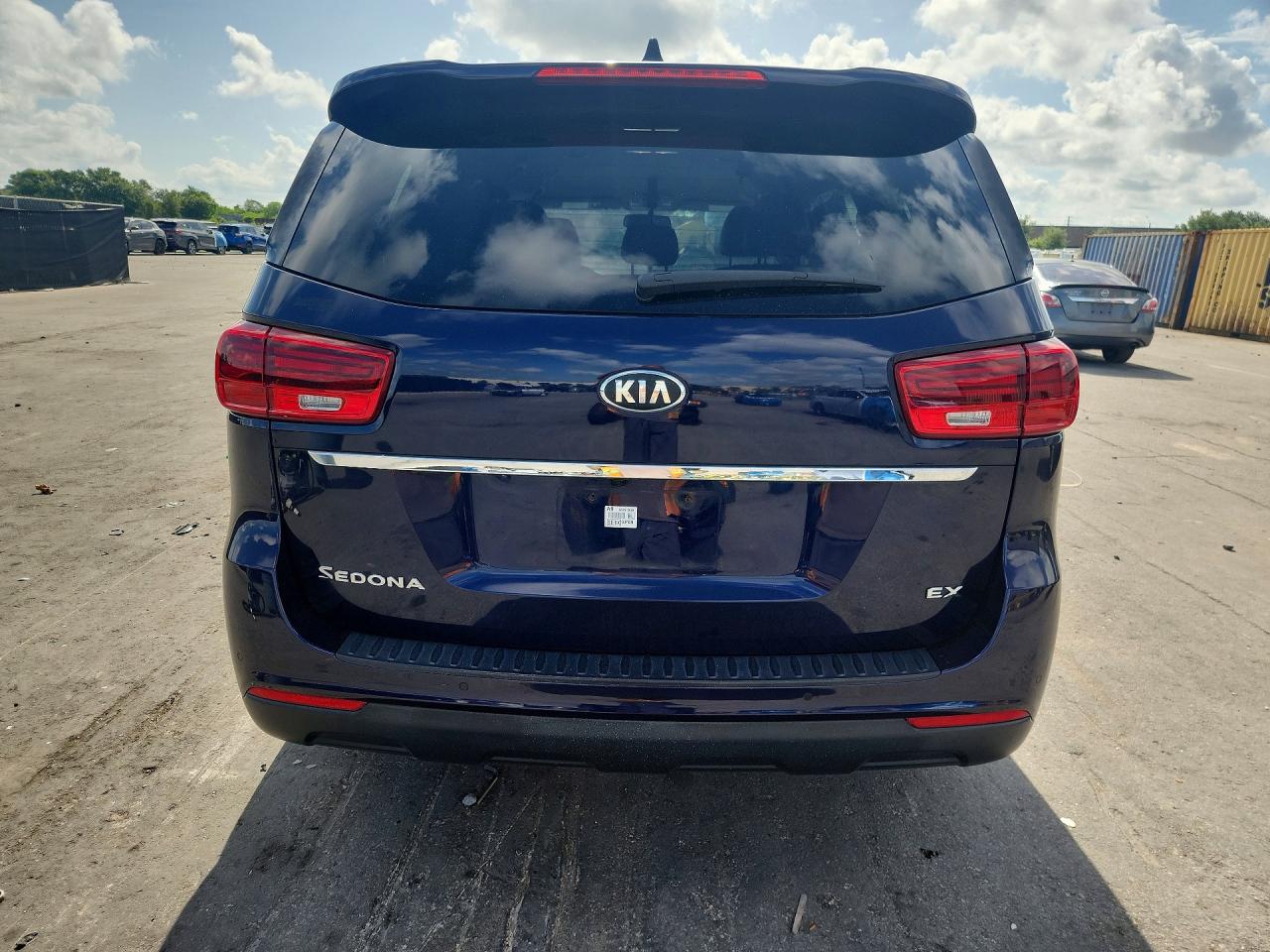 2021 KIA SEDONA LX, EX