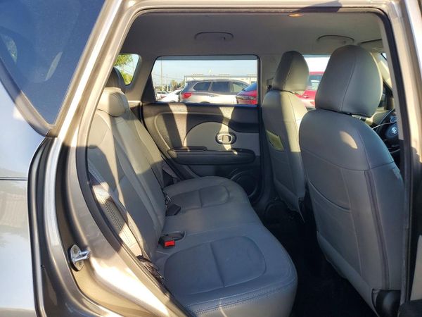 2019 KIA SOUL Base
