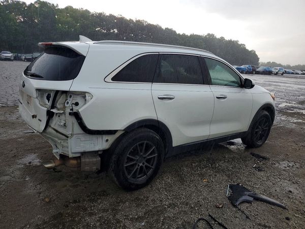 2017 KIA SORENTO L, LX