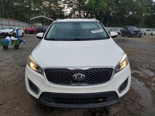 2017 KIA SORENTO L, LX
