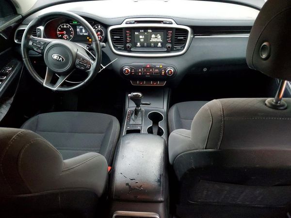2017 KIA SORENTO L, LX