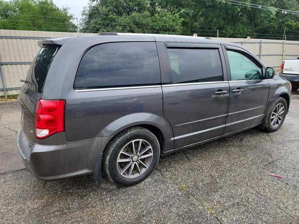 2017 DODGE GRAND CARAVAN