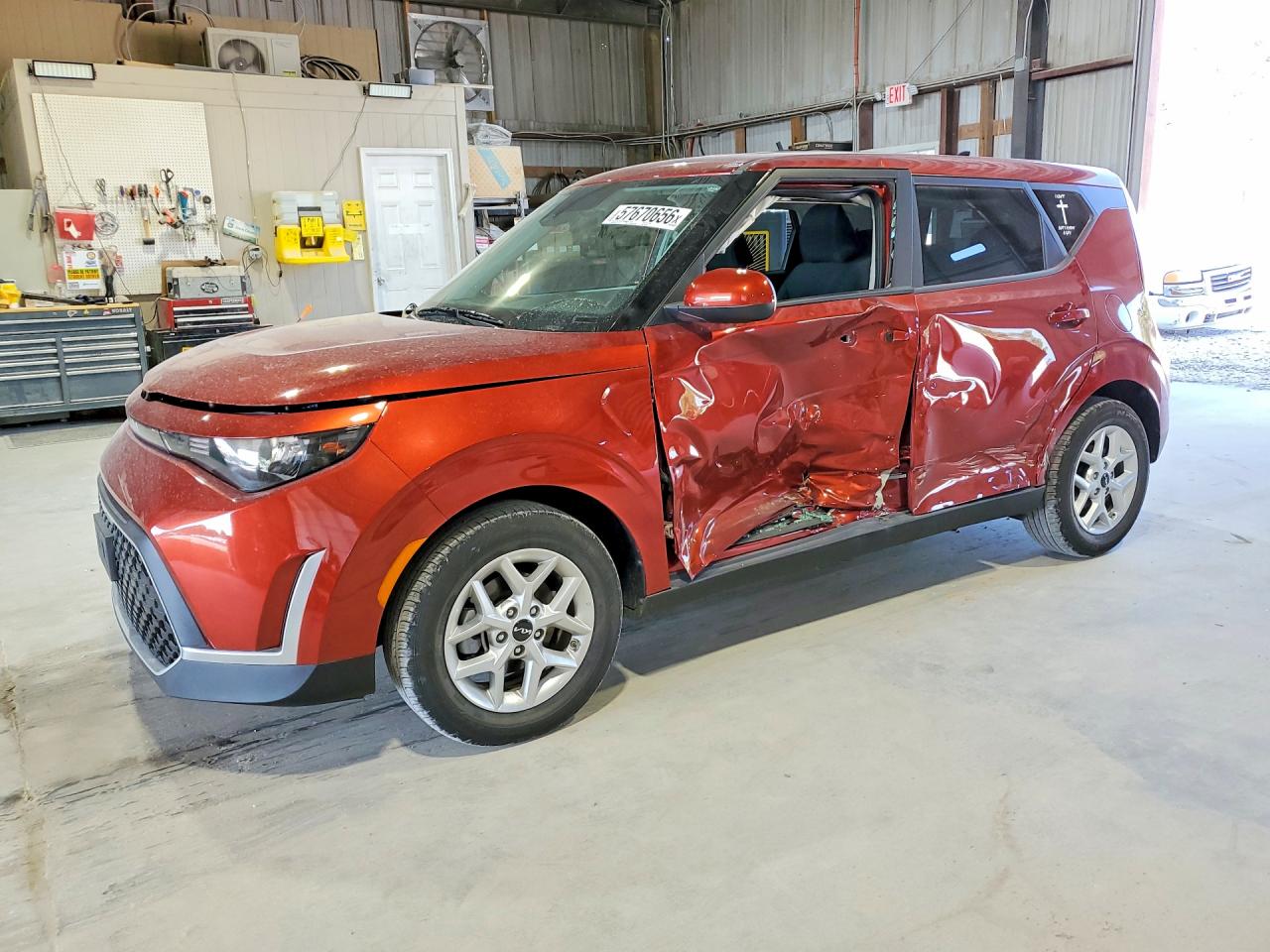 2025 KIA SOUL LX, S