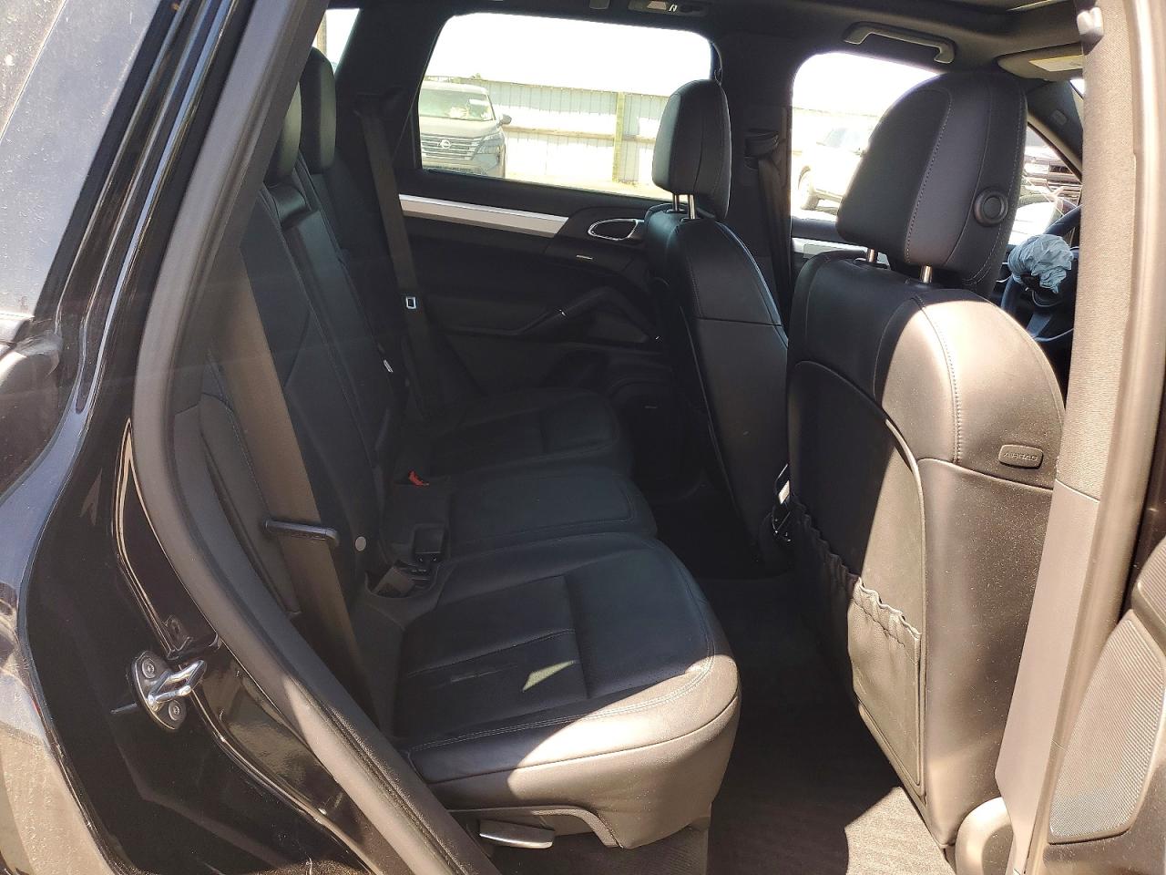 2014 PORSCHE CAYENNE S