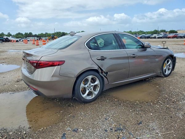 2019 ALFA ROMEO GIULIA RWD