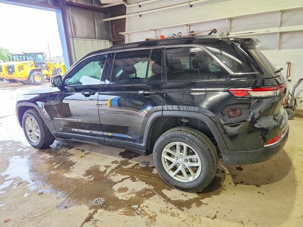 2024 JEEP GRAND CHEROKEE LAREDO 4X4