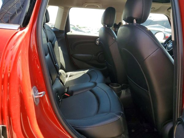 2016 MINI COOPER