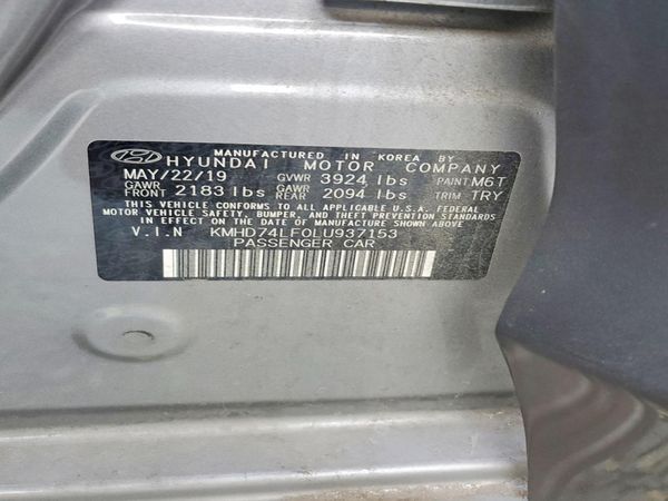 2020 HYUNDAI ELANTRA SE