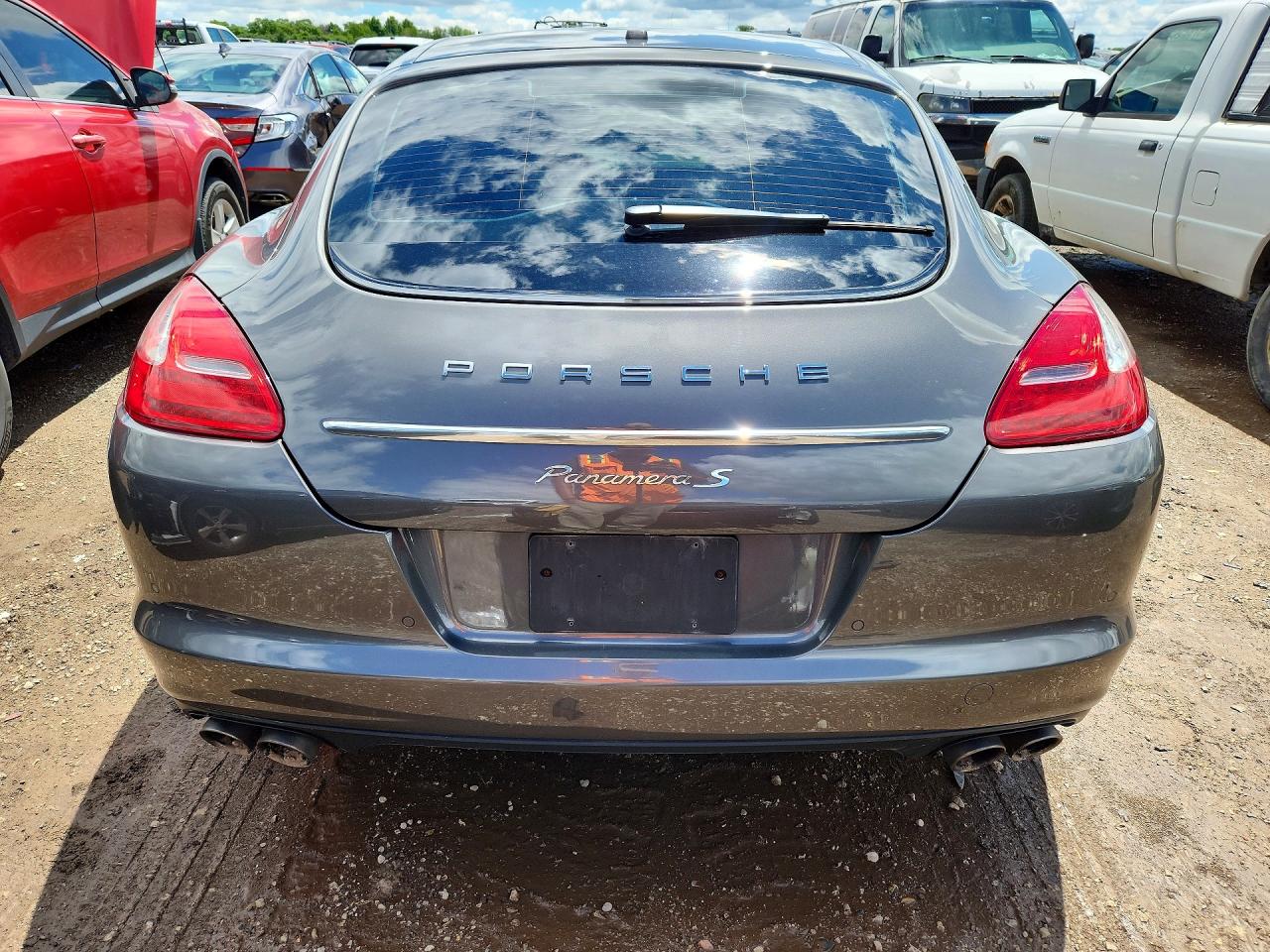 2013 PORSCHE PANAMERA S Hybrid