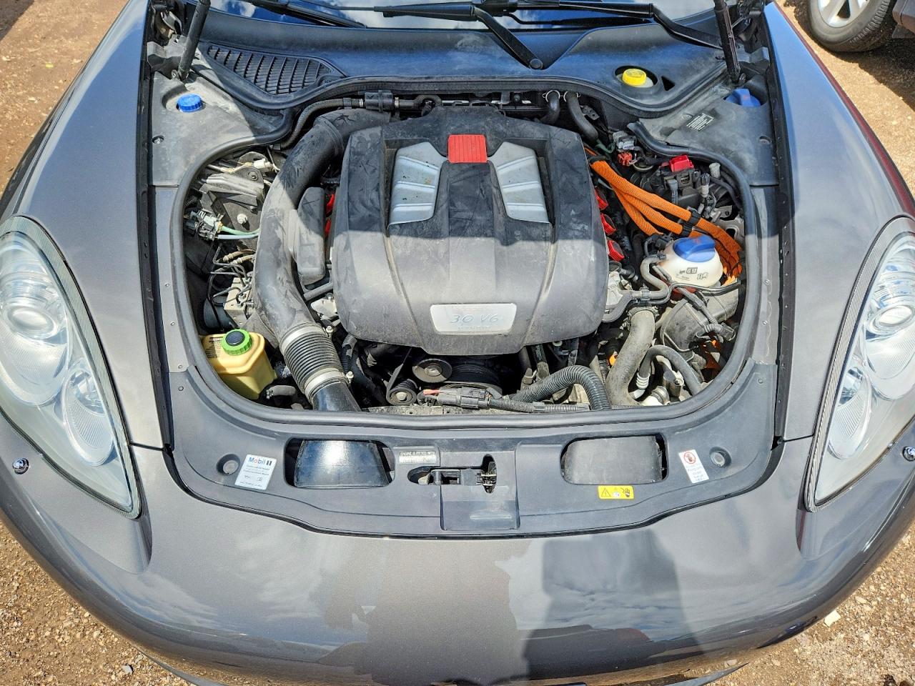 2013 PORSCHE PANAMERA S Hybrid