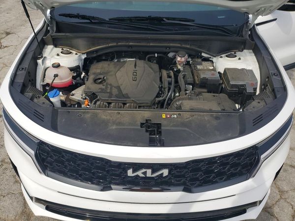 2023 KIA SORENTO S