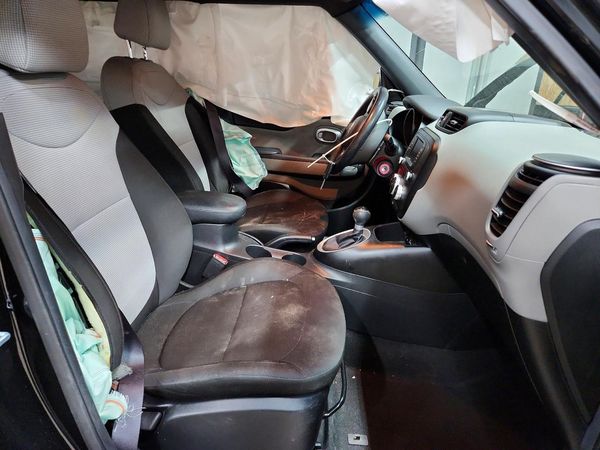 2017 KIA SOUL Base
