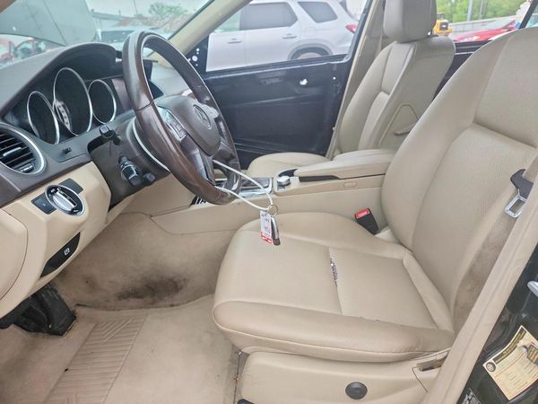 2012 MERCEDES-BENZ C
