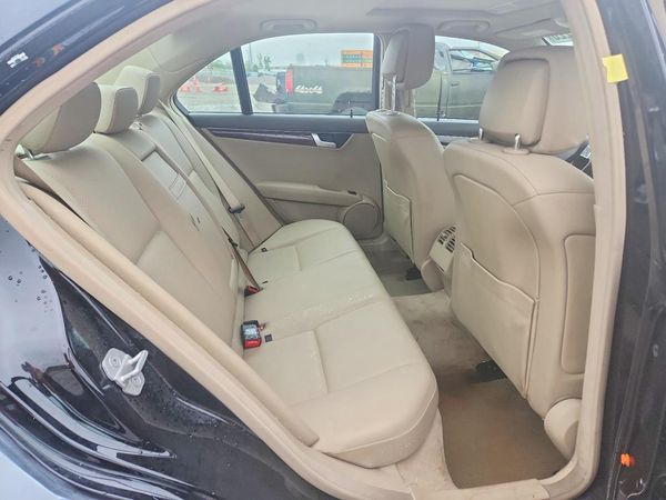 2012 MERCEDES-BENZ C