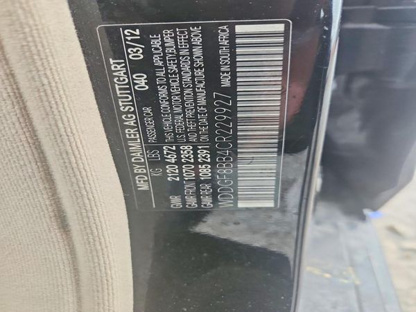 2012 MERCEDES-BENZ C
