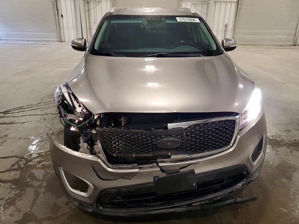 2018 KIA SORENTO L, LX
