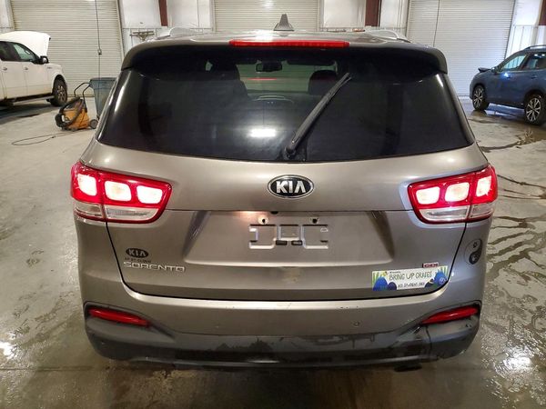 2018 KIA SORENTO L, LX