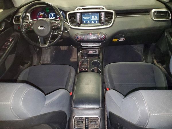 2018 KIA SORENTO L, LX