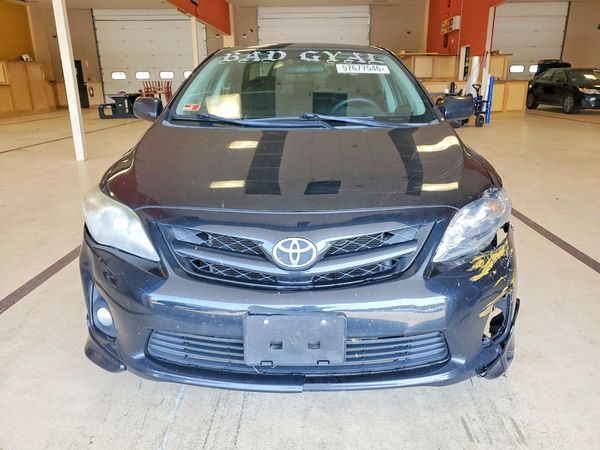 2012 TOYOTA COROLLA