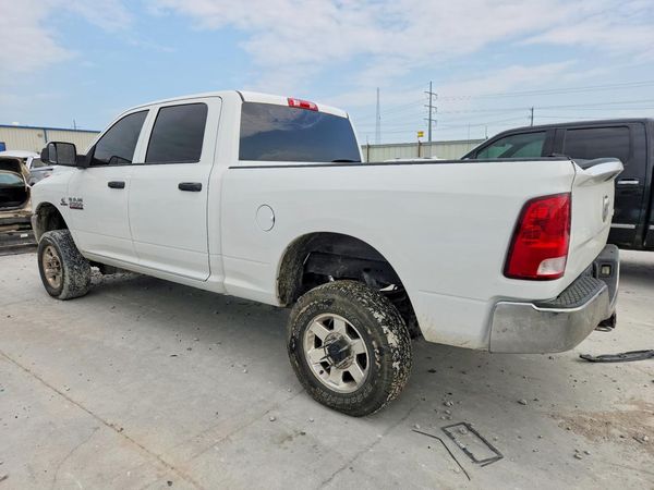 2018 RAM 2500 ST CREW CAB 4X4