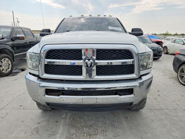 2018 RAM 2500 ST CREW CAB 4X4