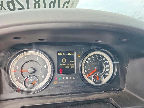 2018 RAM 2500 ST CREW CAB 4X4