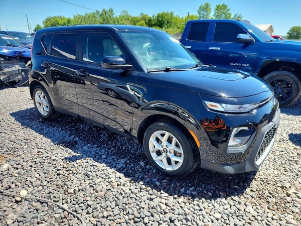 2021 KIA SOUL LX, S, X-Line