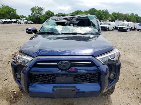 2024 TOYOTA 4RUNNER SR5 Prem