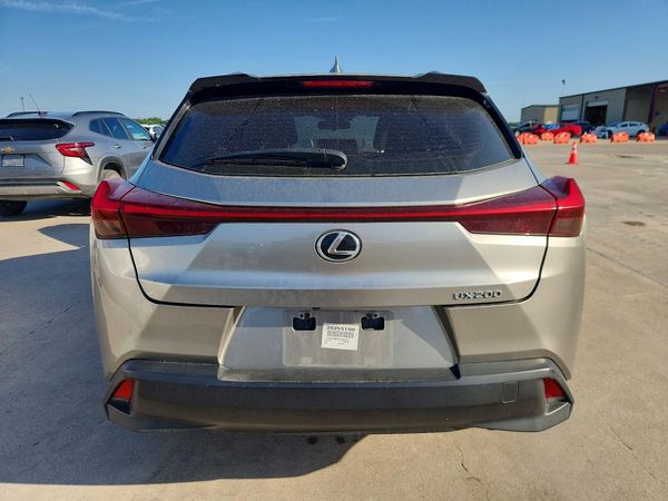 2020 LEXUS UX