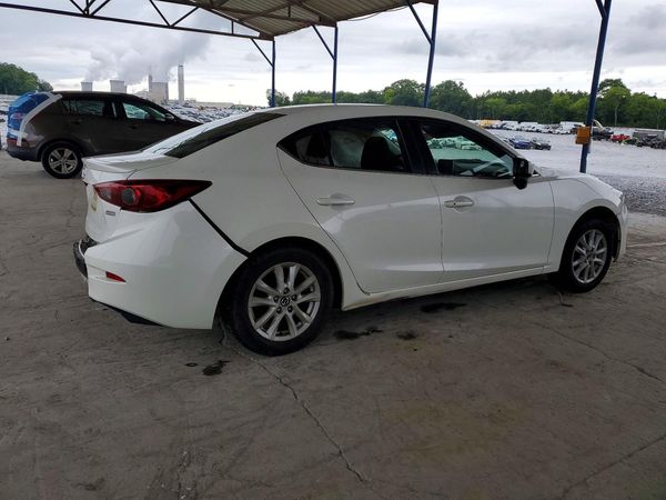 2015 MAZDA 3 Touring/GS