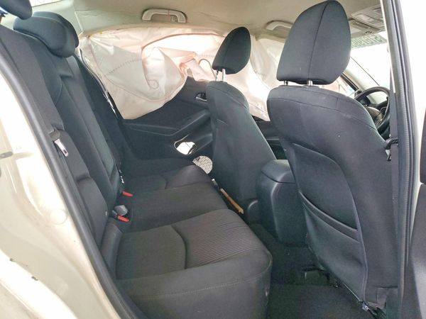 2015 MAZDA 3 Touring/GS