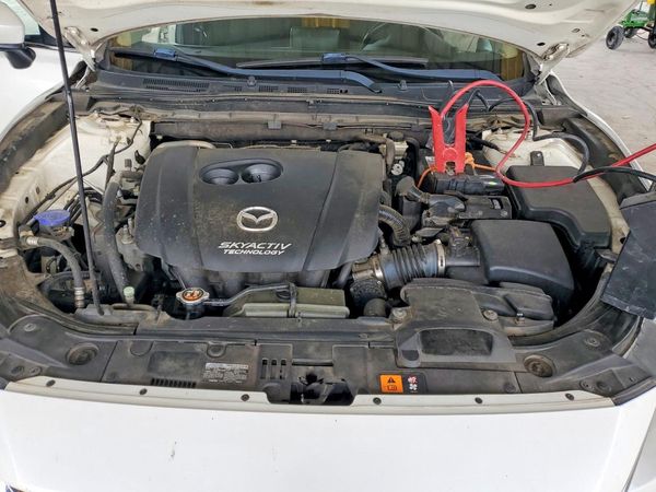 2015 MAZDA 3 Touring/GS