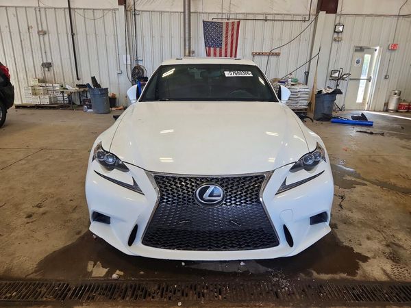 2016 LEXUS IS