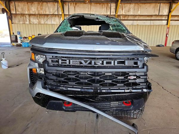 2026 CHEVROLET SILVERADO Trail Boss Custom